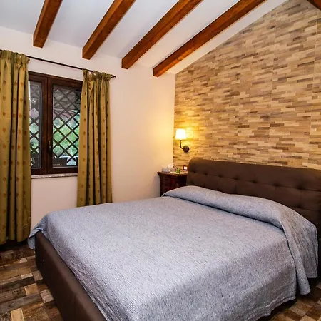 Le Muse - Gole Alcantara Lodge *