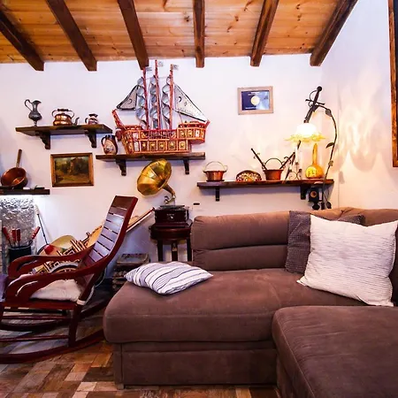 Le Muse - Gole Alcantara Lodge Motta Camastra