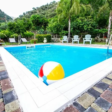 Le Muse - Gole Alcantara Lodge